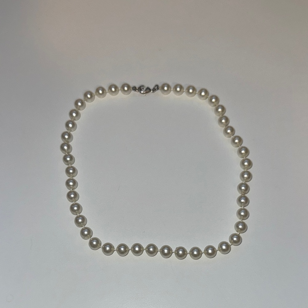 3/$10 Costume Jewelry Pearl Necklace